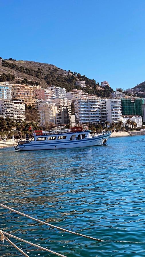 Ona Apartament Sarandë エクステリア 写真